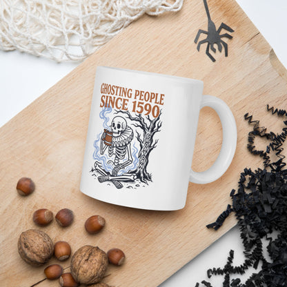 Roanoke Colony Ghosting Since 1590 Mug - history buff gift by HistoHead